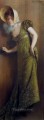 緑のドレスキャリアを着たエレガントな女性 ベルーズ・ピエール